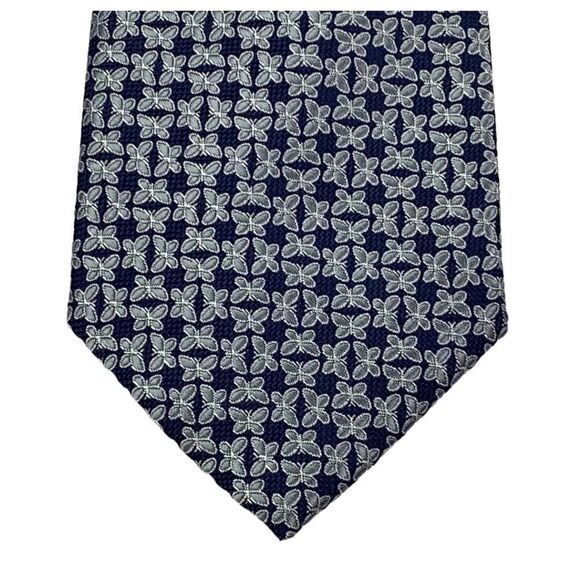 Club Room Classic All-Over Butterfly Neck Tie Navy & Silver 3.25" - Picture 1 of 7